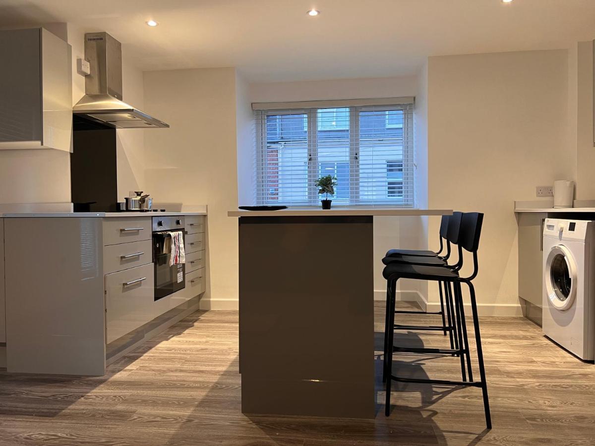 Superb Modern Flat In Northampton, Parking &Evアパートメント エクステリア 写真