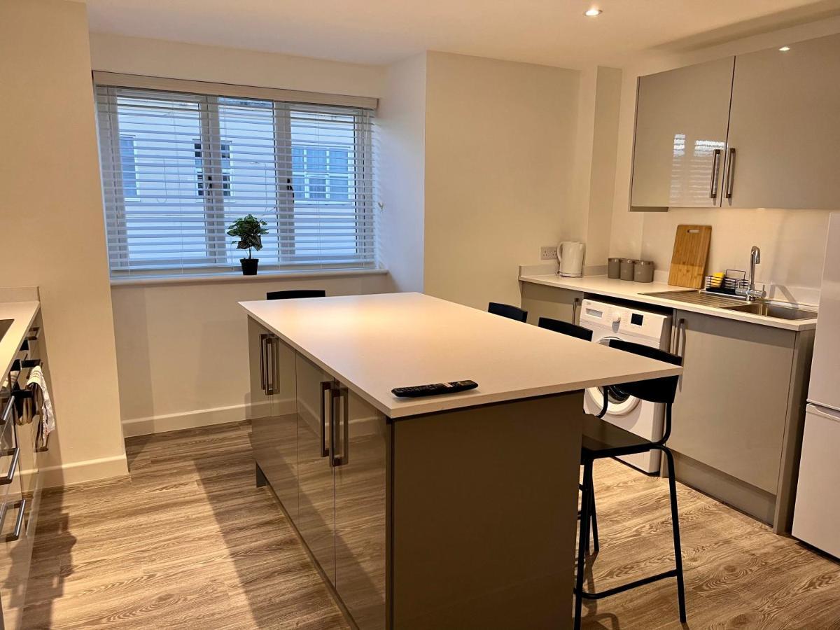 Superb Modern Flat In Northampton, Parking &Evアパートメント エクステリア 写真
